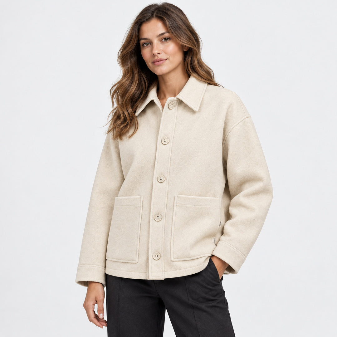 BIMOOX Avenelle Winterjacke – Creme – Model-Frau