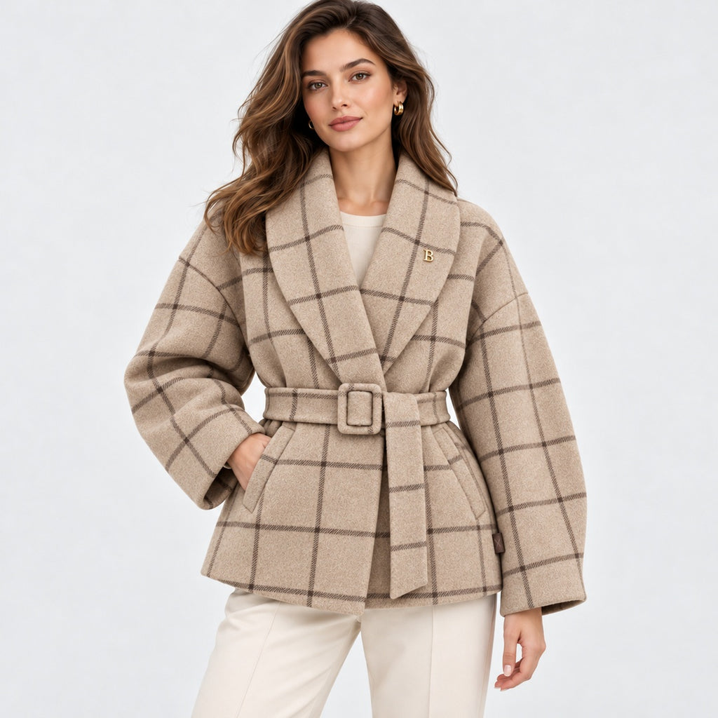 BIMOOX Calvenna Winterjacke – Beige mit Karomuster – Model-Frau